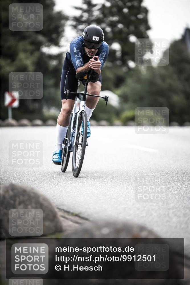 21.06.2026 - 29. Vierlanden-Triathlon H.Heesch http://msf.ph/oto/9912501 21.06.2026 09:55:37 Radfahren 142, 177, 184, 235, 252 meine-sportfotos.de