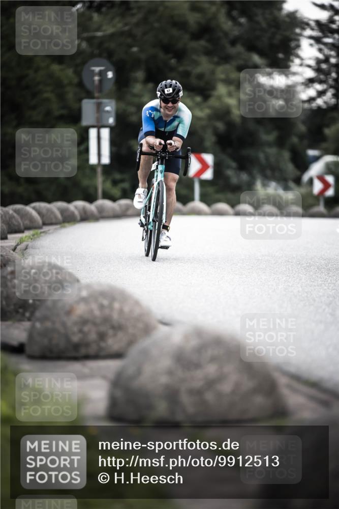 21.06.2026 - 29. Vierlanden-Triathlon H.Heesch http://msf.ph/oto/9912513 21.06.2026 09:56:13 Radfahren 57 meine-sportfotos.de