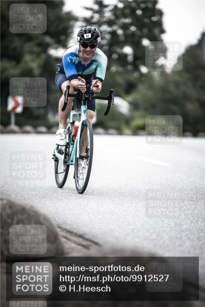 21.06.2026 - 29. Vierlanden-Triathlon H.Heesch http://msf.ph/oto/9912527 21.06.2026 09:56:14 Radfahren 14, 57 meine-sportfotos.de