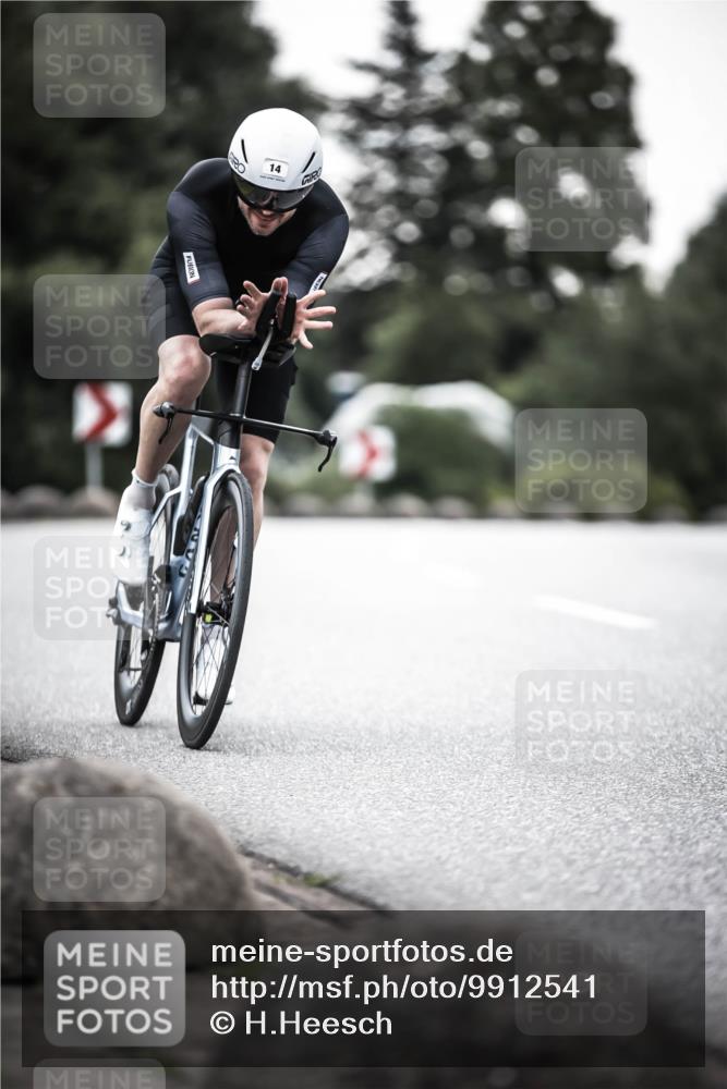 21.06.2026 - 29. Vierlanden-Triathlon H.Heesch http://msf.ph/oto/9912541 21.06.2026 09:56:22 Radfahren 14 meine-sportfotos.de