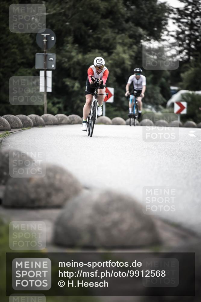 21.06.2026 - 29. Vierlanden-Triathlon H.Heesch http://msf.ph/oto/9912568 21.06.2026 09:56:41 Radfahren 12, 13, 174, 239, 259 meine-sportfotos.de