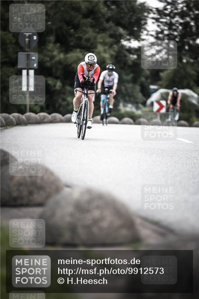 21.06.2026 - 29. Vierlanden-Triathlon H.Heesch http://msf.ph/oto/9912573 21.06.2026 09:56:41 Radfahren 12, 13, 174, 239, 259 meine-sportfotos.de