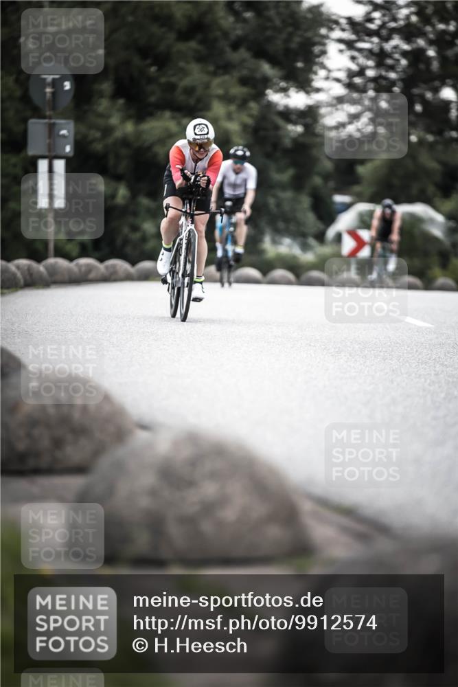 21.06.2026 - 29. Vierlanden-Triathlon H.Heesch http://msf.ph/oto/9912574 21.06.2026 09:56:41 Radfahren 12, 13, 174, 239, 259 meine-sportfotos.de