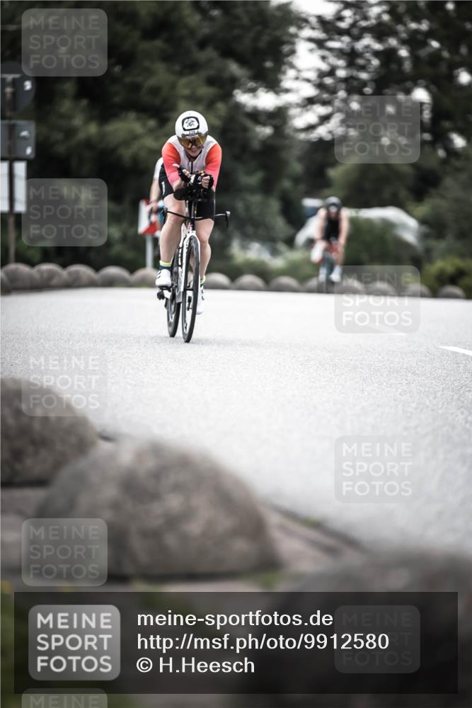 21.06.2026 - 29. Vierlanden-Triathlon H.Heesch http://msf.ph/oto/9912580 21.06.2026 09:56:41 Radfahren 12, 13, 174, 239, 259 meine-sportfotos.de