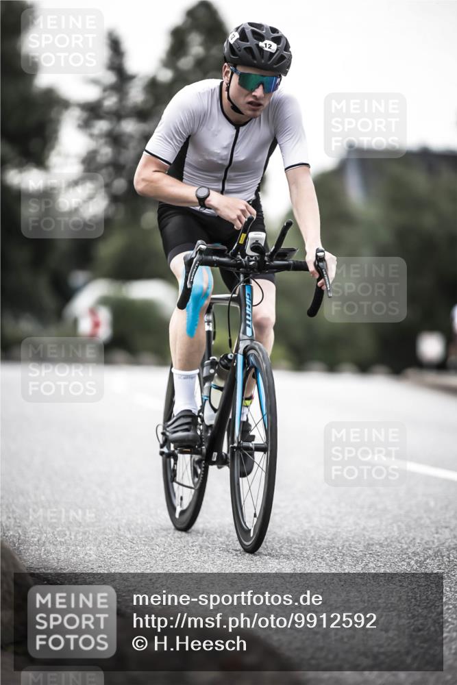 21.06.2026 - 29. Vierlanden-Triathlon H.Heesch http://msf.ph/oto/9912592 21.06.2026 09:56:45 Radfahren 12, 13, 174, 239 meine-sportfotos.de