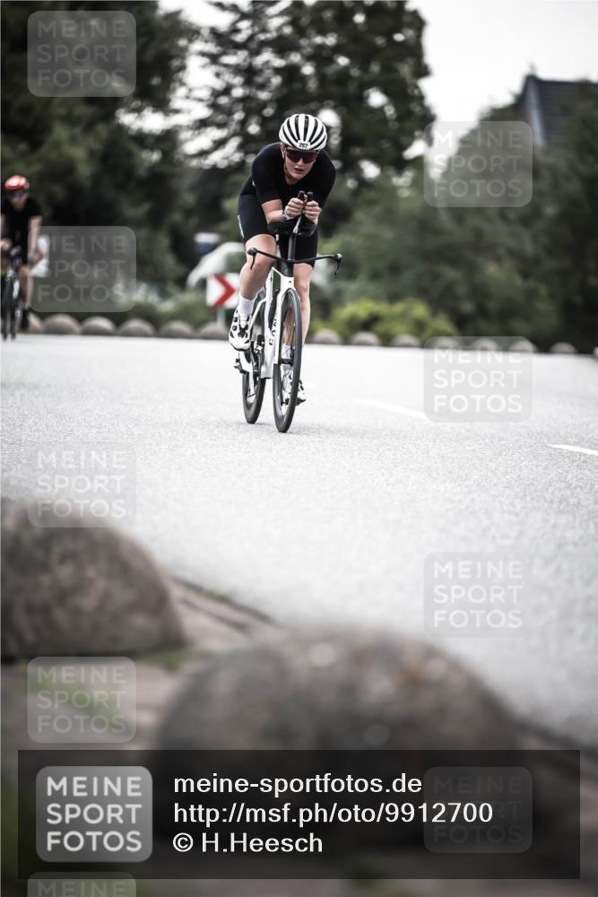 21.06.2026 - 29. Vierlanden-Triathlon H.Heesch http://msf.ph/oto/9912700 21.06.2026 09:58:03 Radfahren 19, 54, 267 meine-sportfotos.de
