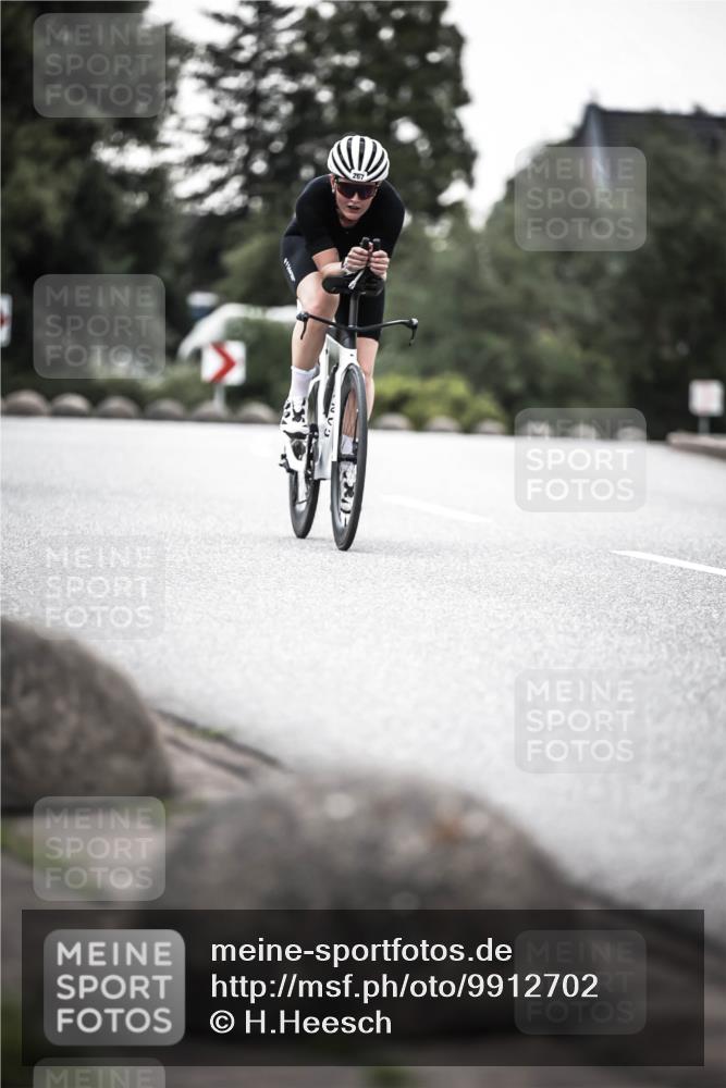 21.06.2026 - 29. Vierlanden-Triathlon H.Heesch http://msf.ph/oto/9912702 21.06.2026 09:58:04 Radfahren 19, 54, 267 meine-sportfotos.de