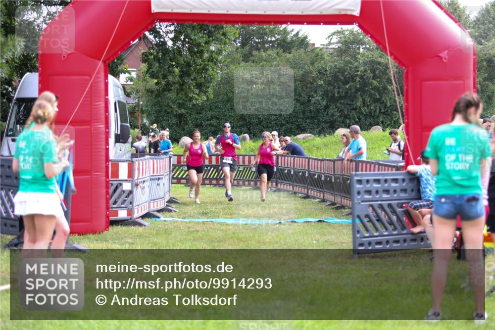 21.06.2026 - 29. Vierlanden-Triathlon Andreas Tolksdorf http://msf.ph/oto/9914293 21.06.2026 11:22:03 Ziel 417, 445, 620 meine-sportfotos.de