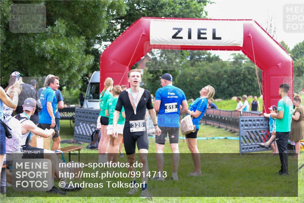 21.06.2026 - 29. Vierlanden-Triathlon Andreas Tolksdorf http://msf.ph/oto/9914713 21.06.2026 11:28:01 Ziel 591 meine-sportfotos.de