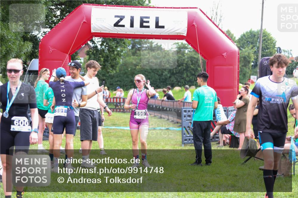 21.06.2026 - 29. Vierlanden-Triathlon Andreas Tolksdorf http://msf.ph/oto/9914748 21.06.2026 11:28:29 Ziel 401, 540 meine-sportfotos.de