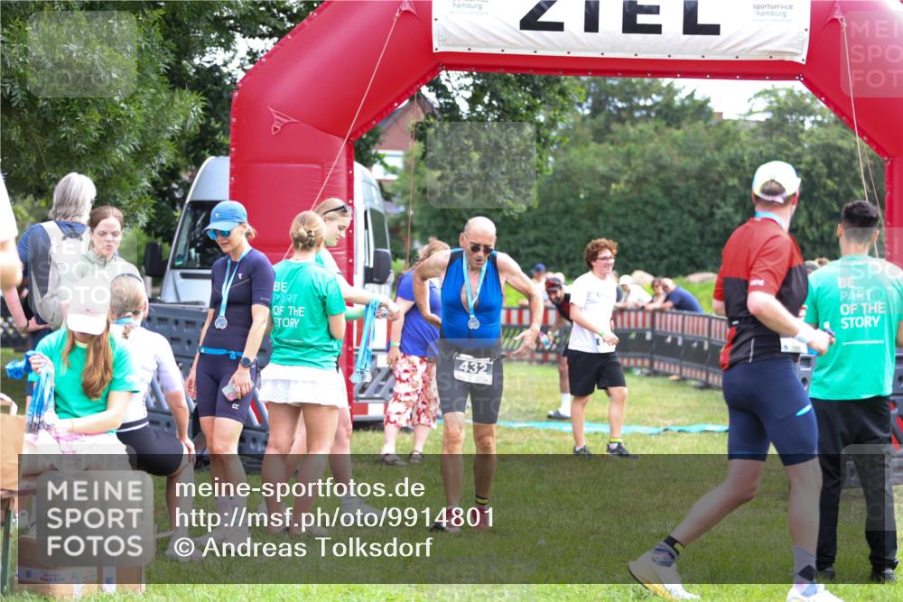 21.06.2026 - 29. Vierlanden-Triathlon Andreas Tolksdorf http://msf.ph/oto/9914801 21.06.2026 11:29:30 Ziel 81, 623 meine-sportfotos.de