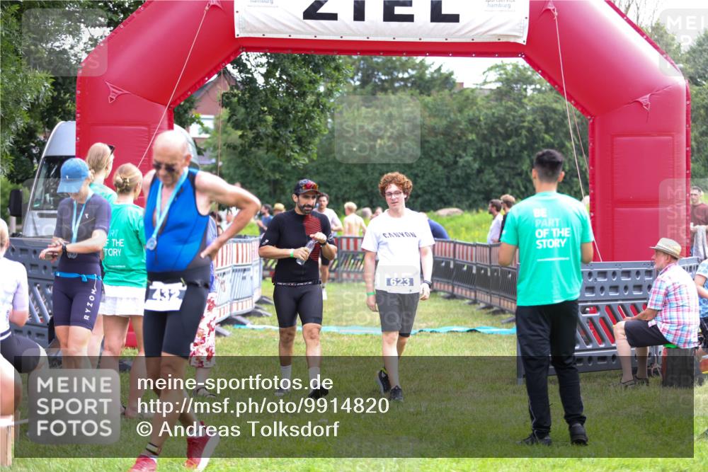 21.06.2026 - 29. Vierlanden-Triathlon Andreas Tolksdorf http://msf.ph/oto/9914820 21.06.2026 11:29:34 Ziel 81 meine-sportfotos.de