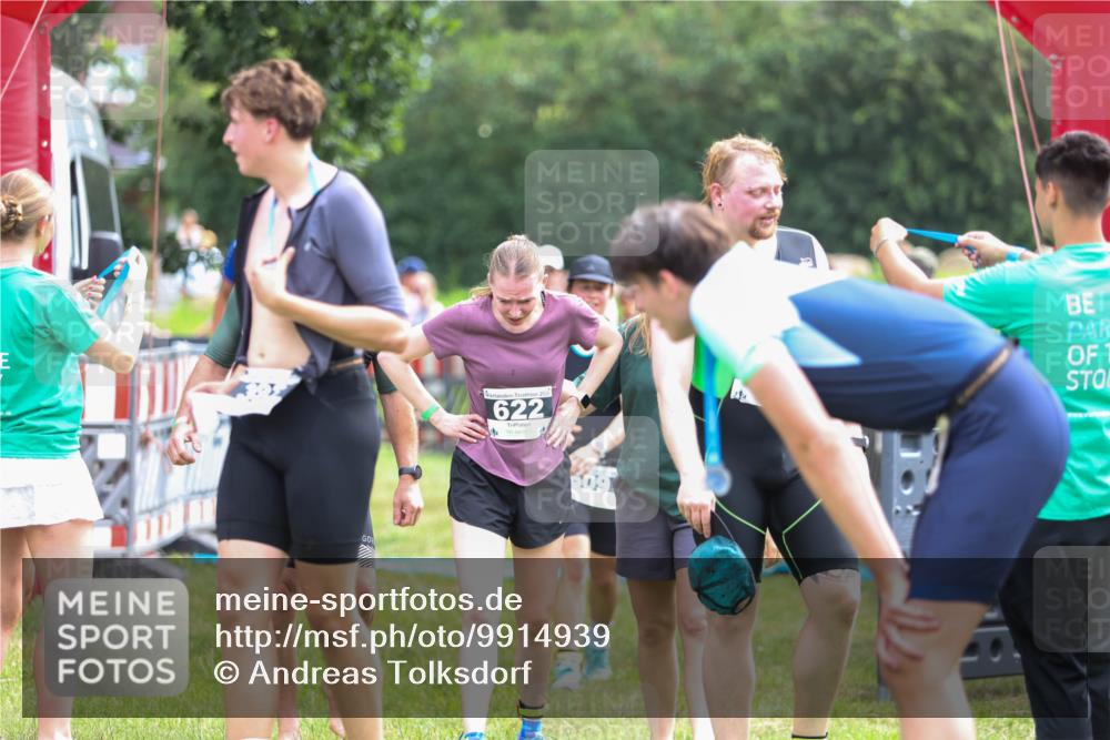 21.06.2026 - 29. Vierlanden-Triathlon Andreas Tolksdorf http://msf.ph/oto/9914939 21.06.2026 11:31:24 Ziel 509, 622 meine-sportfotos.de