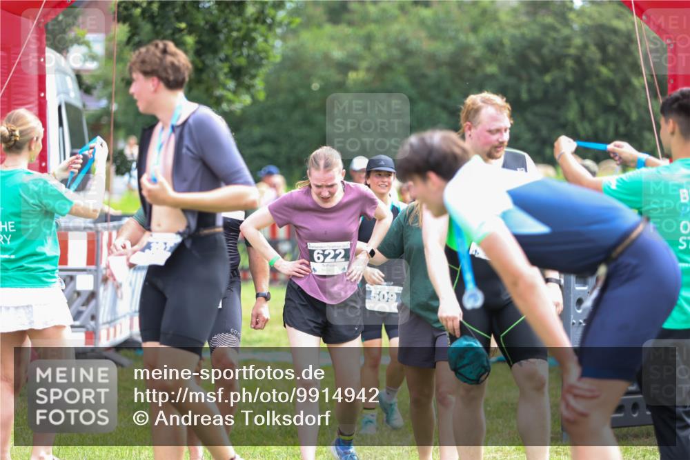 21.06.2026 - 29. Vierlanden-Triathlon Andreas Tolksdorf http://msf.ph/oto/9914942 21.06.2026 11:31:24 Ziel 509, 622 meine-sportfotos.de