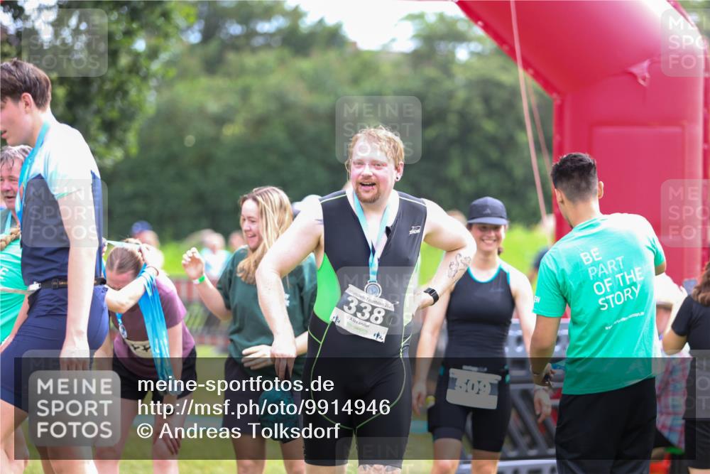 21.06.2026 - 29. Vierlanden-Triathlon Andreas Tolksdorf http://msf.ph/oto/9914946 21.06.2026 11:31:28 Ziel 552 meine-sportfotos.de