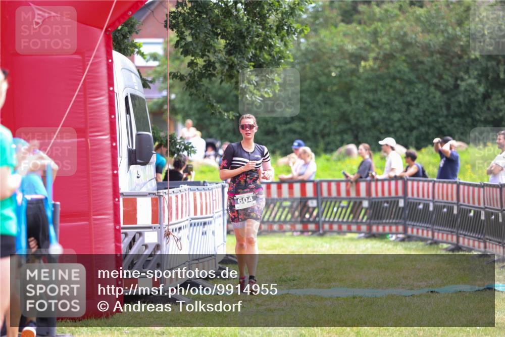 21.06.2026 - 29. Vierlanden-Triathlon Andreas Tolksdorf http://msf.ph/oto/9914955 21.06.2026 11:31:53 Ziel 604 meine-sportfotos.de