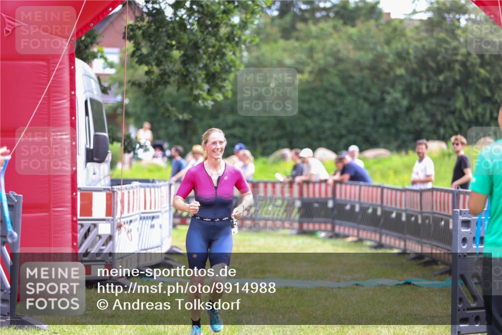 21.06.2026 - 29. Vierlanden-Triathlon Andreas Tolksdorf http://msf.ph/oto/9914988 21.06.2026 11:32:13 Ziel 403, 581 meine-sportfotos.de