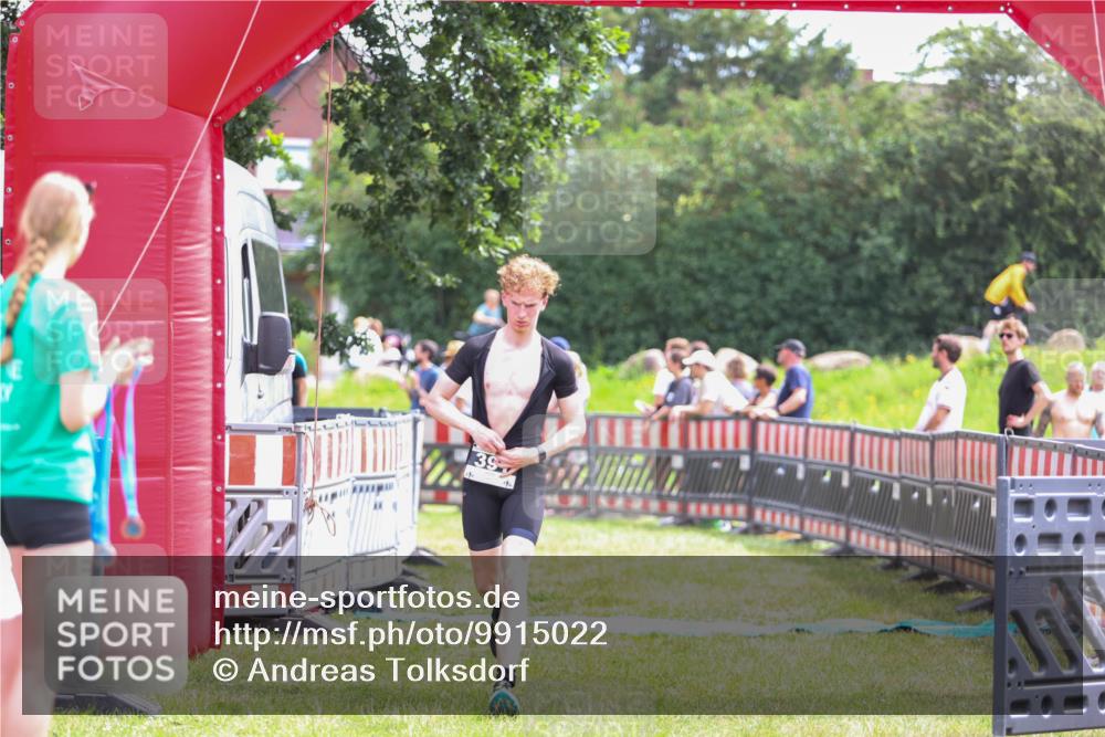 21.06.2026 - 29. Vierlanden-Triathlon Andreas Tolksdorf http://msf.ph/oto/9915022 21.06.2026 11:32:50 Ziel 458 meine-sportfotos.de
