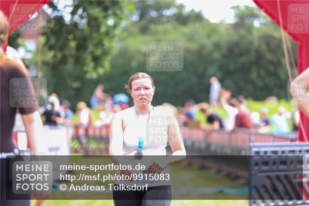 21.06.2026 - 29. Vierlanden-Triathlon Andreas Tolksdorf http://msf.ph/oto/9915083 21.06.2026 11:34:03 Ziel 330, 488 meine-sportfotos.de
