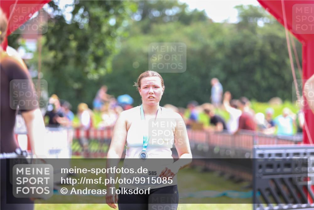 21.06.2026 - 29. Vierlanden-Triathlon Andreas Tolksdorf http://msf.ph/oto/9915085 21.06.2026 11:34:03 Ziel 330, 488 meine-sportfotos.de
