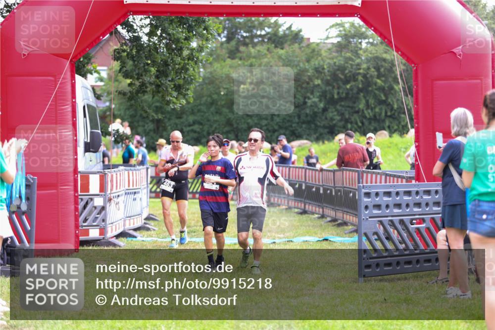 21.06.2026 - 29. Vierlanden-Triathlon Andreas Tolksdorf http://msf.ph/oto/9915218 21.06.2026 11:36:31 Ziel 461, 463, 601, 621 meine-sportfotos.de
