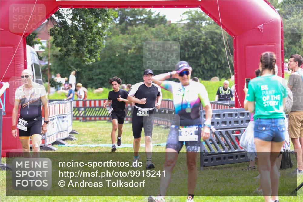 21.06.2026 - 29. Vierlanden-Triathlon Andreas Tolksdorf http://msf.ph/oto/9915241 21.06.2026 11:36:44 Ziel 461, 508 meine-sportfotos.de
