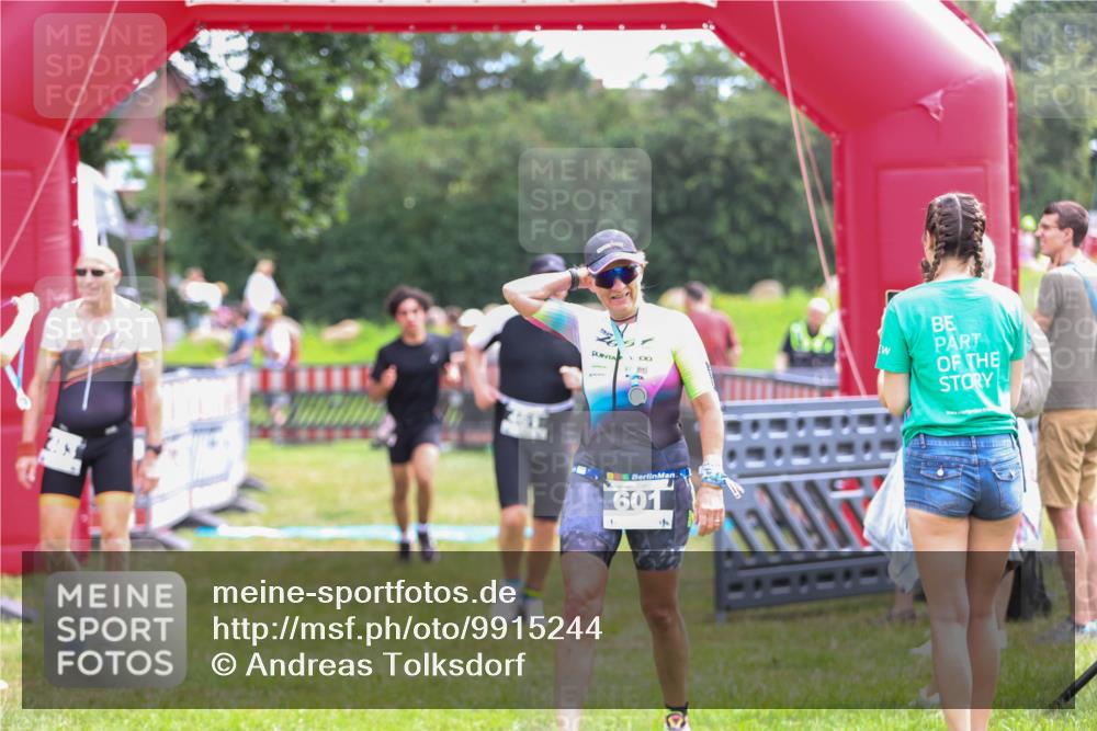 21.06.2026 - 29. Vierlanden-Triathlon Andreas Tolksdorf http://msf.ph/oto/9915244 21.06.2026 11:36:44 Ziel 461, 508 meine-sportfotos.de