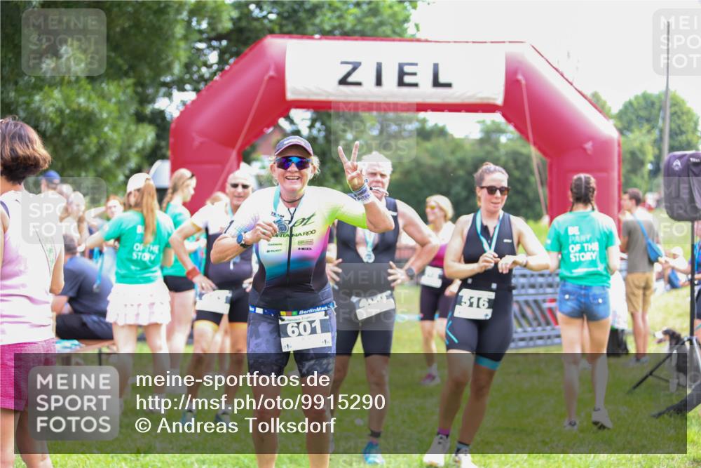 21.06.2026 - 29. Vierlanden-Triathlon Andreas Tolksdorf http://msf.ph/oto/9915290 21.06.2026 11:37:14 Ziel 518, 553 meine-sportfotos.de