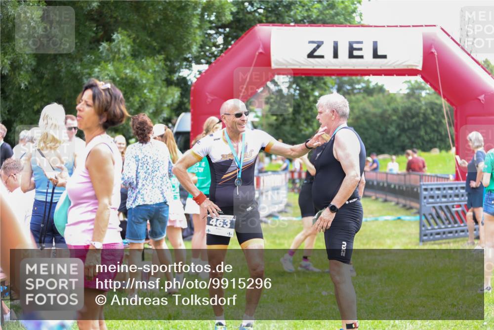 21.06.2026 - 29. Vierlanden-Triathlon Andreas Tolksdorf http://msf.ph/oto/9915296 21.06.2026 11:37:19 Ziel  meine-sportfotos.de