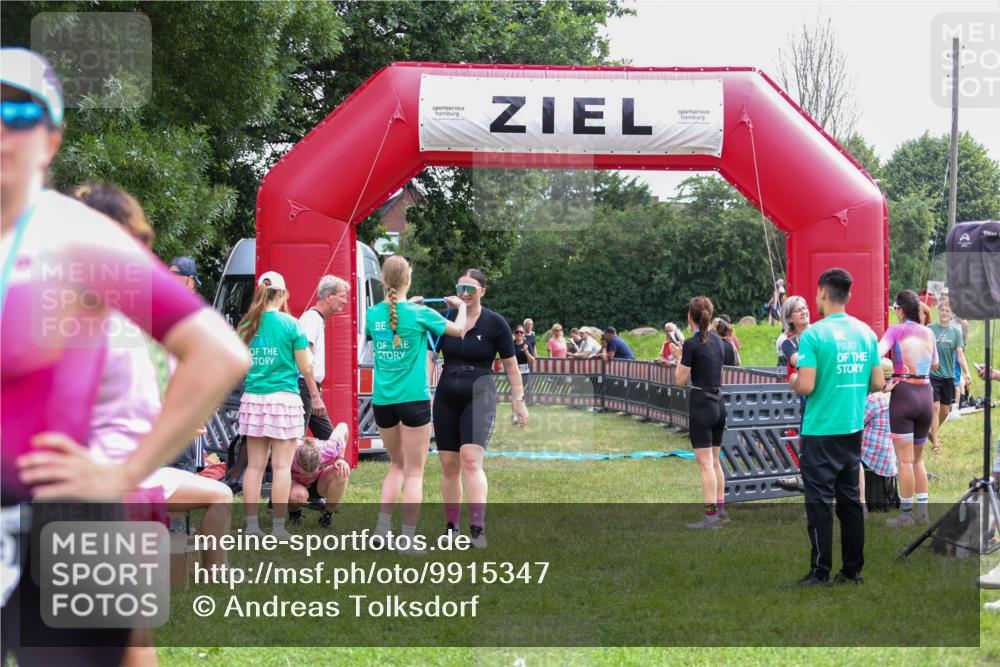 21.06.2026 - 29. Vierlanden-Triathlon Andreas Tolksdorf http://msf.ph/oto/9915347 21.06.2026 11:39:46 Ziel 481, 548, 568 meine-sportfotos.de