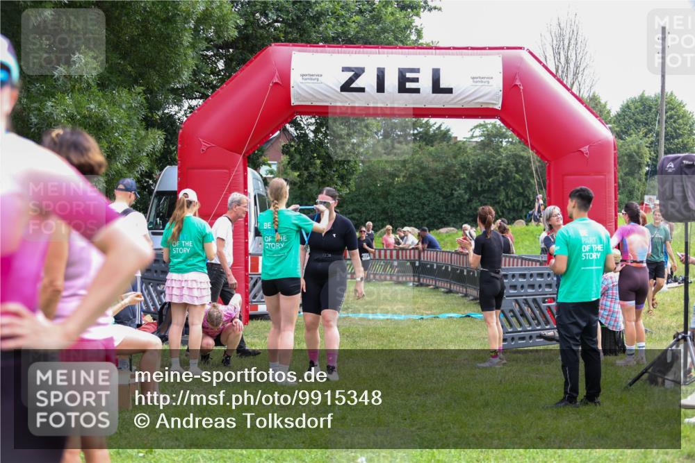 21.06.2026 - 29. Vierlanden-Triathlon Andreas Tolksdorf http://msf.ph/oto/9915348 21.06.2026 11:39:47 Ziel 481, 548, 568 meine-sportfotos.de
