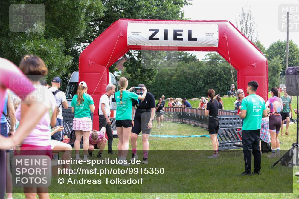 21.06.2026 - 29. Vierlanden-Triathlon Andreas Tolksdorf http://msf.ph/oto/9915350 21.06.2026 11:39:47 Ziel 481, 548, 568 meine-sportfotos.de