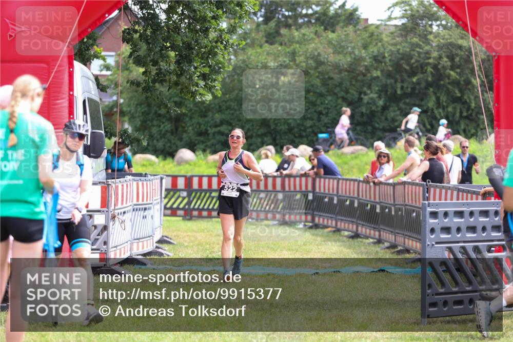 21.06.2026 - 29. Vierlanden-Triathlon Andreas Tolksdorf http://msf.ph/oto/9915377 21.06.2026 11:40:23 Ziel 522 meine-sportfotos.de