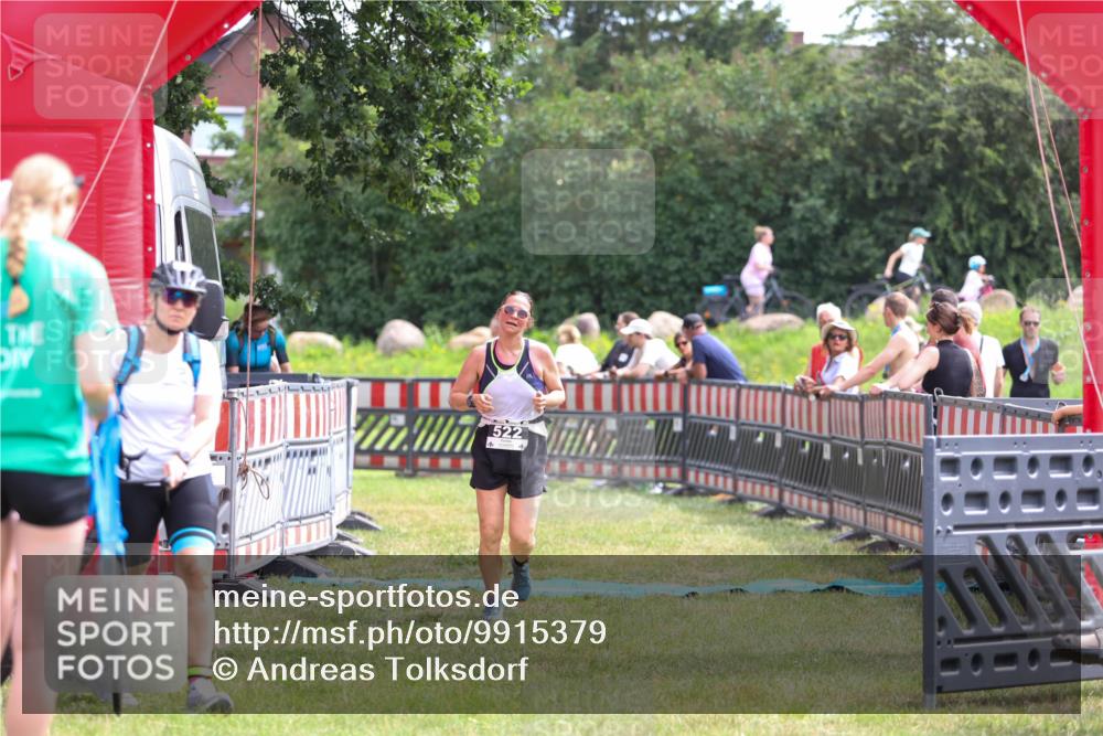 21.06.2026 - 29. Vierlanden-Triathlon Andreas Tolksdorf http://msf.ph/oto/9915379 21.06.2026 11:40:23 Ziel 522 meine-sportfotos.de