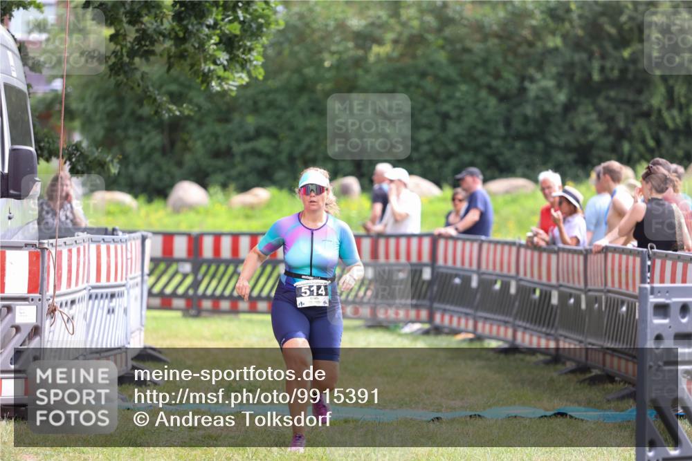 21.06.2026 - 29. Vierlanden-Triathlon Andreas Tolksdorf http://msf.ph/oto/9915391 21.06.2026 11:40:51 Ziel 514 meine-sportfotos.de