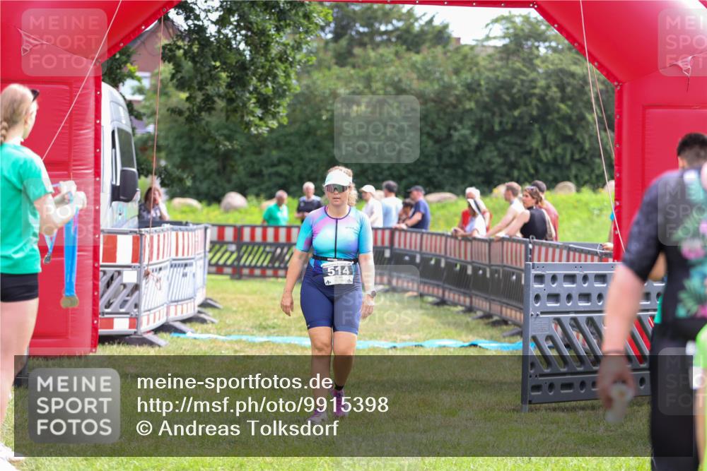 21.06.2026 - 29. Vierlanden-Triathlon Andreas Tolksdorf http://msf.ph/oto/9915398 21.06.2026 11:40:55 Ziel 514 meine-sportfotos.de