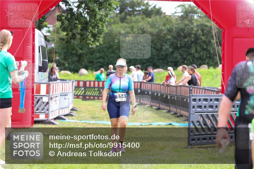 21.06.2026 - 29. Vierlanden-Triathlon Andreas Tolksdorf http://msf.ph/oto/9915400 21.06.2026 11:40:55 Ziel 514 meine-sportfotos.de
