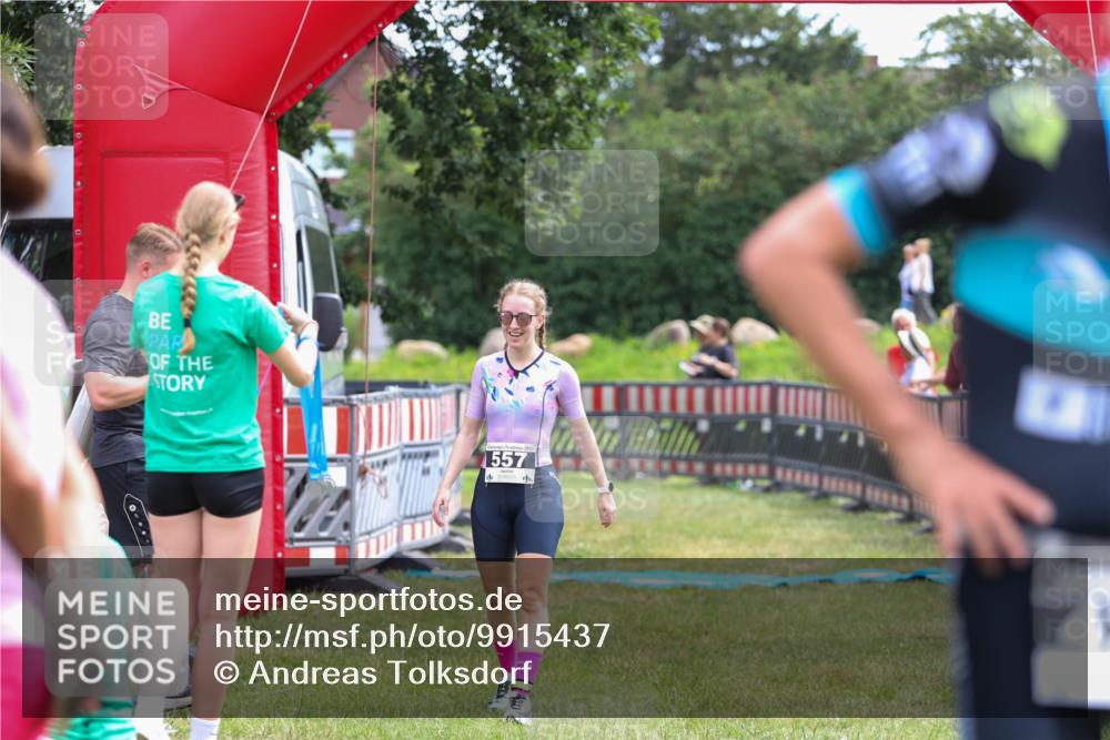 21.06.2026 - 29. Vierlanden-Triathlon Andreas Tolksdorf http://msf.ph/oto/9915437 21.06.2026 11:41:37 Ziel 205, 557, 563, 590 meine-sportfotos.de