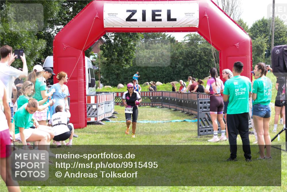 21.06.2026 - 29. Vierlanden-Triathlon Andreas Tolksdorf http://msf.ph/oto/9915495 21.06.2026 11:42:39 Ziel 515, 570 meine-sportfotos.de