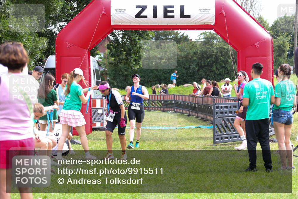21.06.2026 - 29. Vierlanden-Triathlon Andreas Tolksdorf http://msf.ph/oto/9915511 21.06.2026 11:42:43 Ziel 515 meine-sportfotos.de