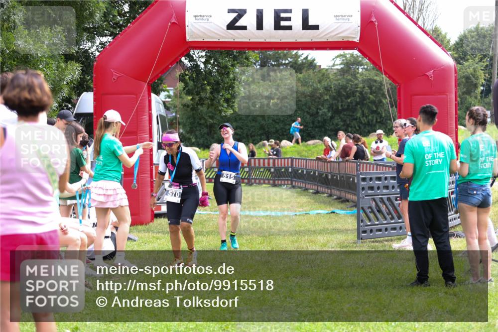 21.06.2026 - 29. Vierlanden-Triathlon Andreas Tolksdorf http://msf.ph/oto/9915518 21.06.2026 11:42:44 Ziel 515 meine-sportfotos.de
