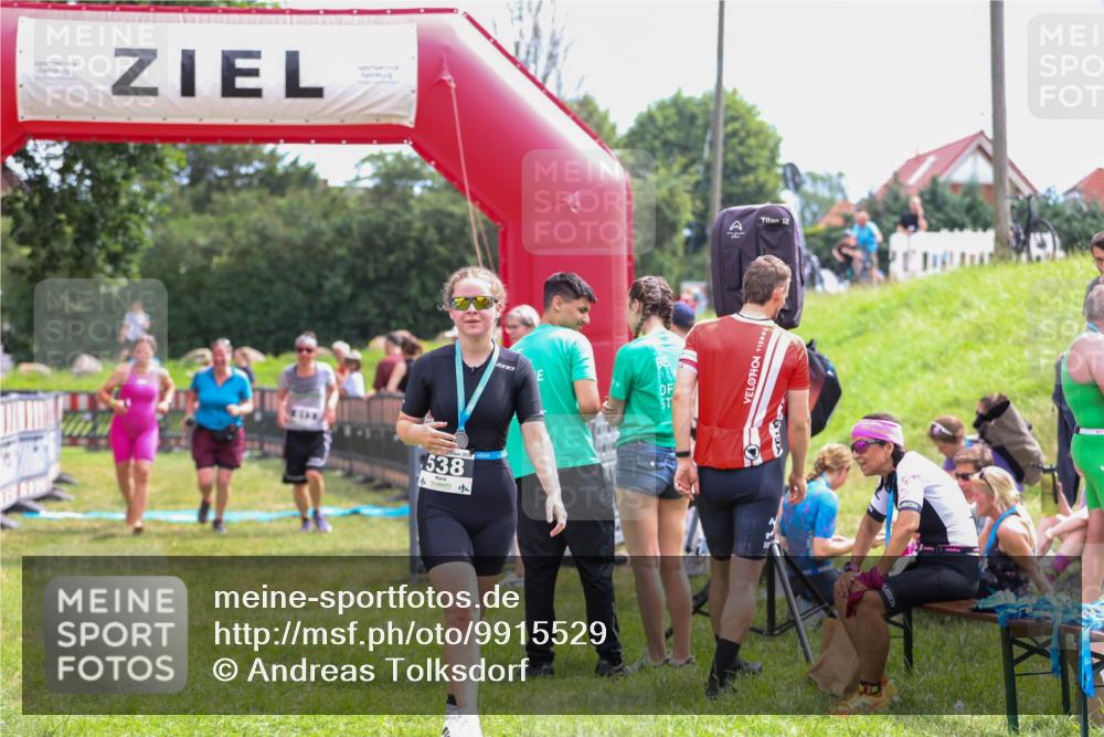 21.06.2026 - 29. Vierlanden-Triathlon Andreas Tolksdorf http://msf.ph/oto/9915529 21.06.2026 11:43:08 Ziel 613 meine-sportfotos.de