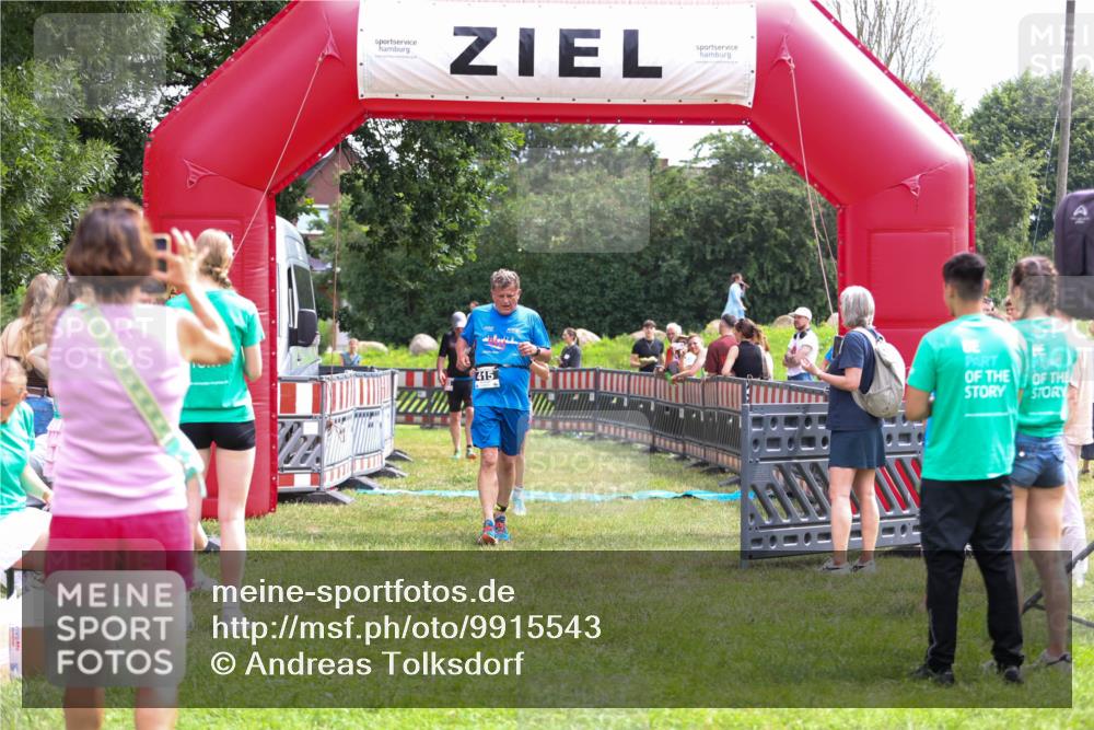 21.06.2026 - 29. Vierlanden-Triathlon Andreas Tolksdorf http://msf.ph/oto/9915543 21.06.2026 11:43:31 Ziel 415, 455, 576 meine-sportfotos.de