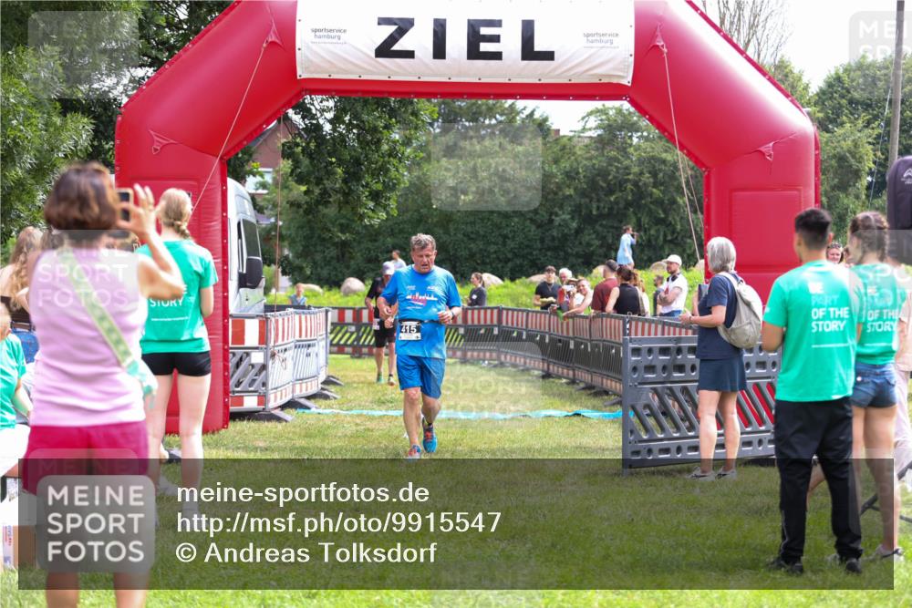 21.06.2026 - 29. Vierlanden-Triathlon Andreas Tolksdorf http://msf.ph/oto/9915547 21.06.2026 11:43:31 Ziel 415, 455, 576 meine-sportfotos.de