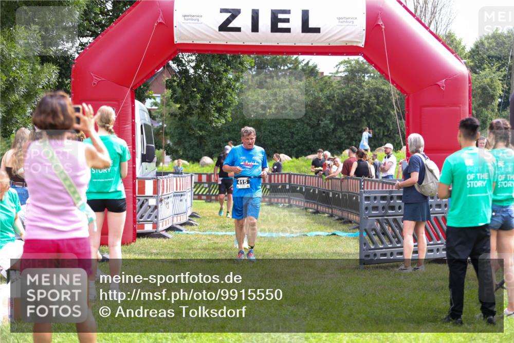 21.06.2026 - 29. Vierlanden-Triathlon Andreas Tolksdorf http://msf.ph/oto/9915550 21.06.2026 11:43:31 Ziel 415, 455, 576 meine-sportfotos.de