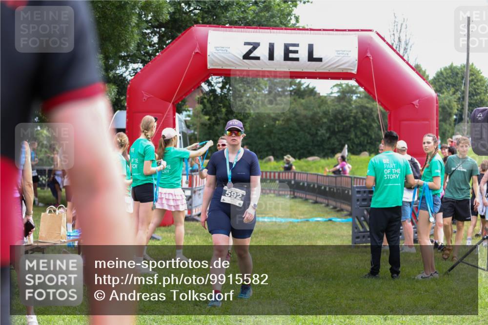 21.06.2026 - 29. Vierlanden-Triathlon Andreas Tolksdorf http://msf.ph/oto/9915582 21.06.2026 11:46:06 Ziel 494 meine-sportfotos.de