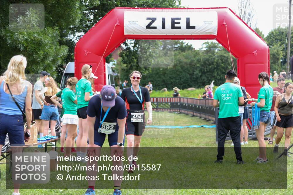 21.06.2026 - 29. Vierlanden-Triathlon Andreas Tolksdorf http://msf.ph/oto/9915587 21.06.2026 11:46:11 Ziel 502 meine-sportfotos.de