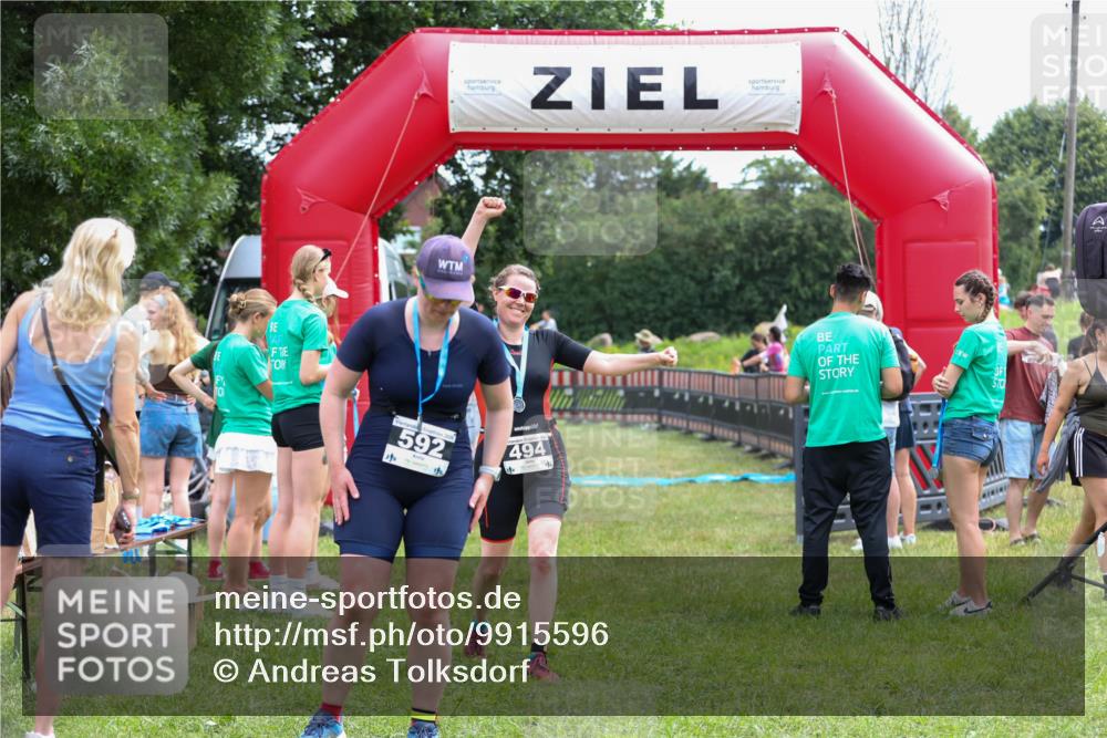 21.06.2026 - 29. Vierlanden-Triathlon Andreas Tolksdorf http://msf.ph/oto/9915596 21.06.2026 11:46:11 Ziel 502 meine-sportfotos.de