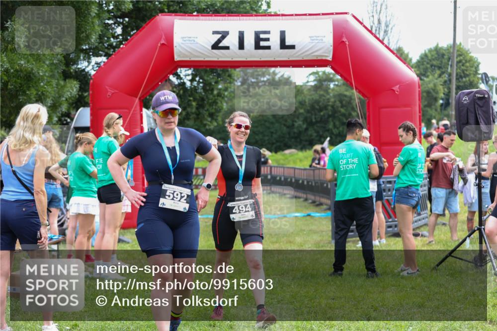21.06.2026 - 29. Vierlanden-Triathlon Andreas Tolksdorf http://msf.ph/oto/9915603 21.06.2026 11:46:12 Ziel 502 meine-sportfotos.de