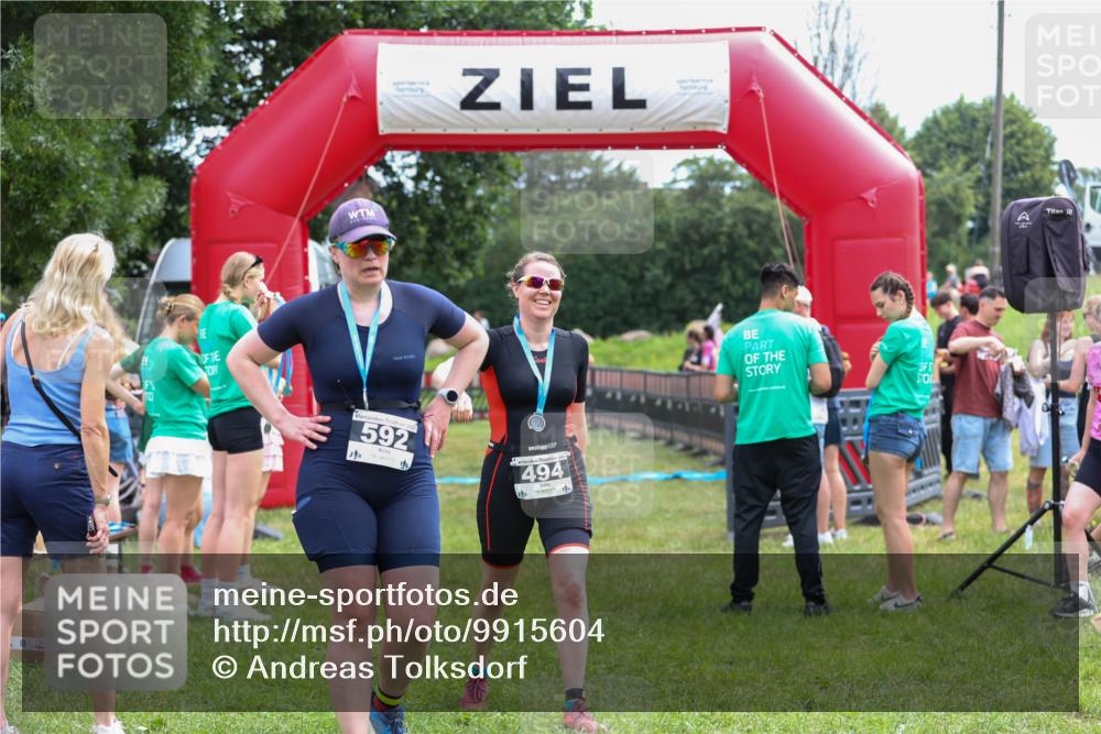 21.06.2026 - 29. Vierlanden-Triathlon Andreas Tolksdorf http://msf.ph/oto/9915604 21.06.2026 11:46:12 Ziel 502 meine-sportfotos.de